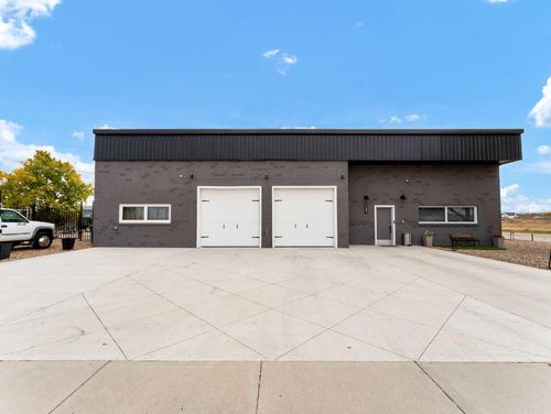 {{alt}} | Card Image