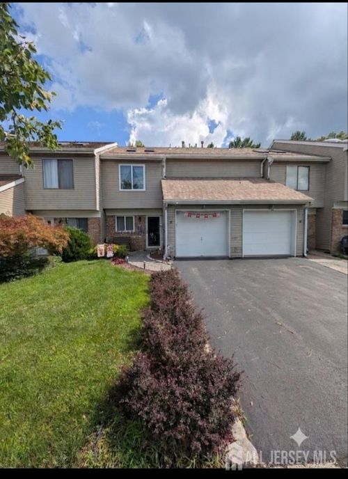 16 Homestead Dr, Matawan, NJ, 07747-9706 | Card Image