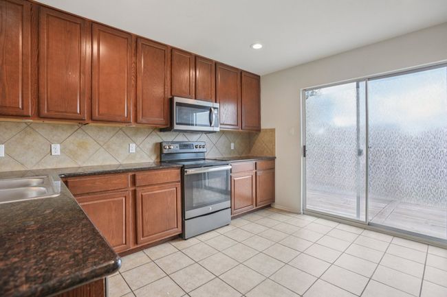 13413 Lismore Ln, House other with 4 bedrooms, 3 bathrooms and 4 parking in Pflugerville TX | Image 8