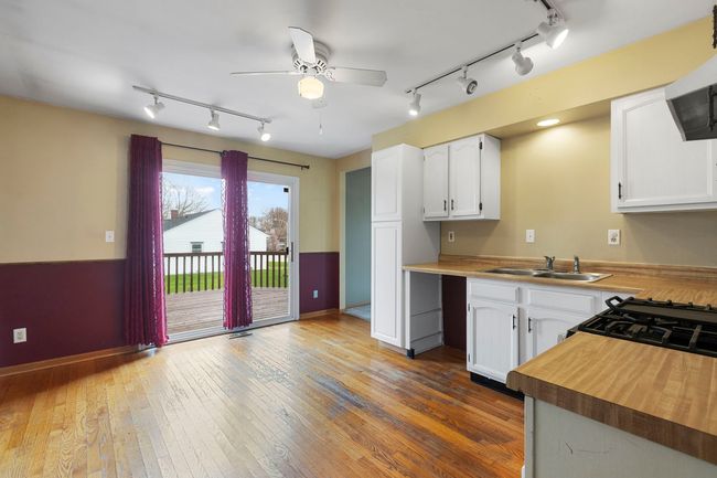 1212 Hilltop Blvd, House other with 3 bedrooms, 2 bathrooms and 1 parking in Mchenry IL | Image 7