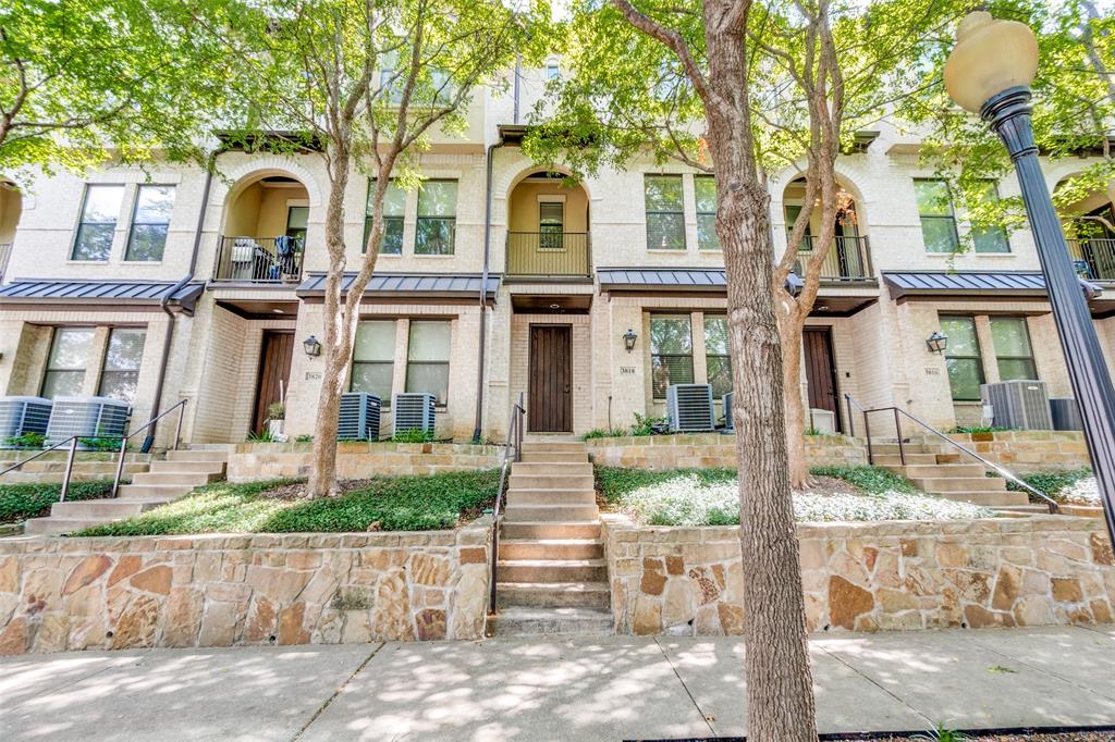 Travis St, Dallas, TX 75204