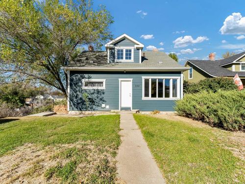 {{alt}} | Card Image