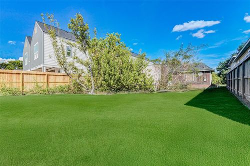 0 Dyer St, Houston, TX, 77088 | Card Image