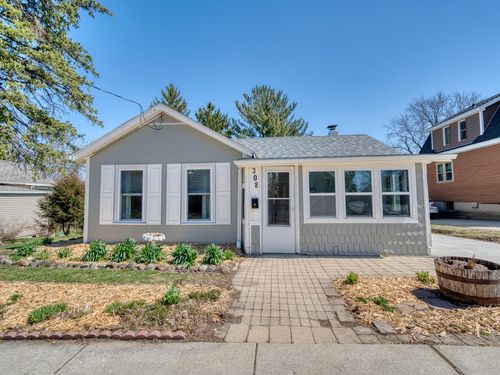 308 N High Street, Fort Atkinson, WI, 53538 | Card Image