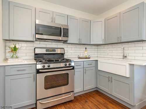 2-116 Franklin St, Bloomfield, NJ, 07003-5720 | Card Image