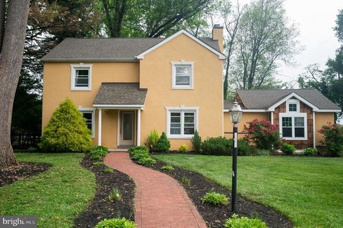 525 Croyden Rd, CHELTENHAM, PA, 19012-1635 | Card Image