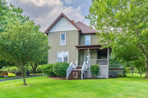 218 Richmond Ave, Rural Retreat, VA, 24368-2506 | Card Image