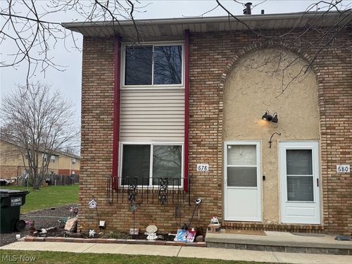 678 Colony Rd, Canal Fulton, OH, 44614-1232 | Card Image