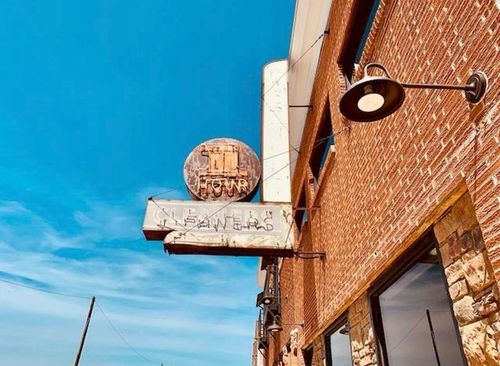 1-11-226 Union St, Jonesboro, AR, 72401-2813 | Card Image