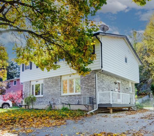 10 Innes Pl, Woodstock, ON, N4S8N1 | Card Image