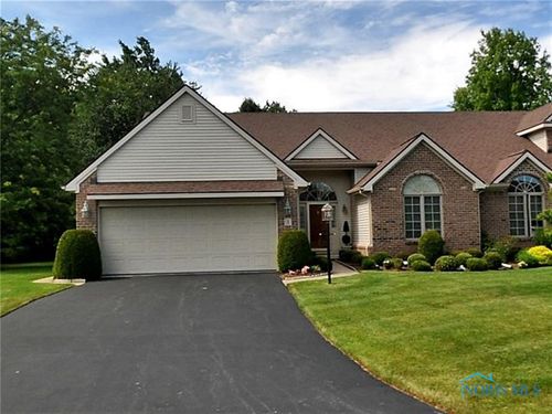 2 Shenandoah Cir, Sylvania, OH, 43560-4110 | Card Image