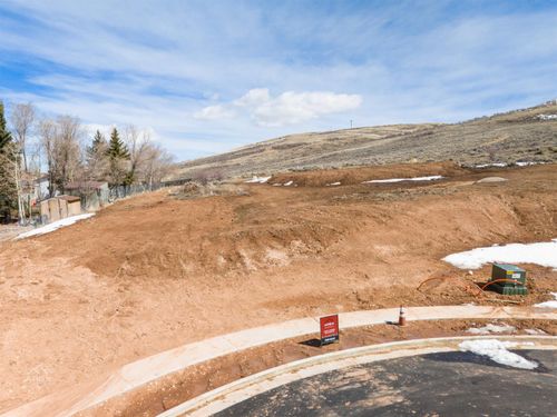 221 Barber, Evanston, WY, 82930 | Card Image