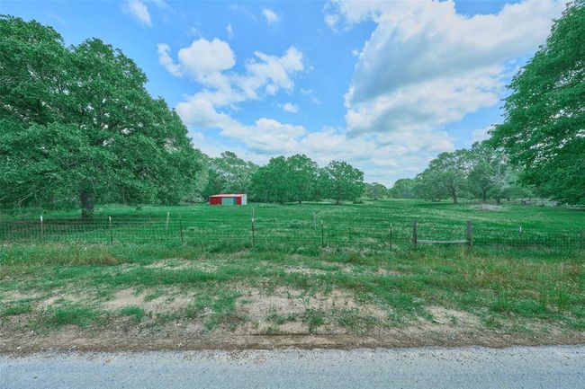 27548 Log Cabin Rd N, House other with 4 bedrooms, 2 bathrooms and 2 parking in Montgomery TX | Image 40