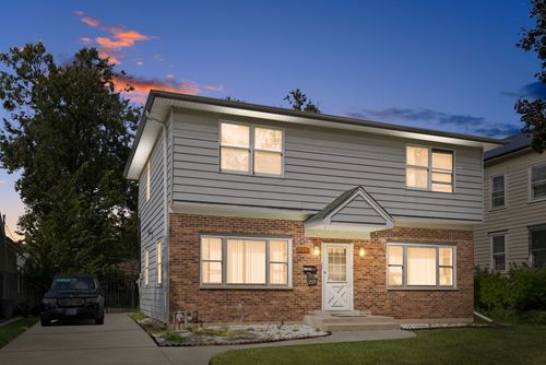 2520 Dora St, Franklin Park, IL, 60131-3104 | Card Image