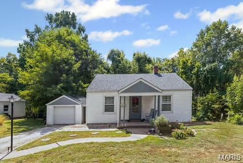 102 N 81st St, Belleville, IL, 62223-2446 | Card Image