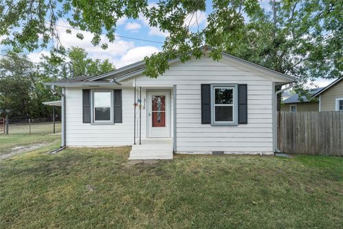 312 E Colorado St, Bremond, TX, 76629-5253 | Card Image