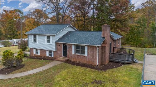 3660 Union Church Rd, GLADSTONE, VA, 24553-3674 | Card Image