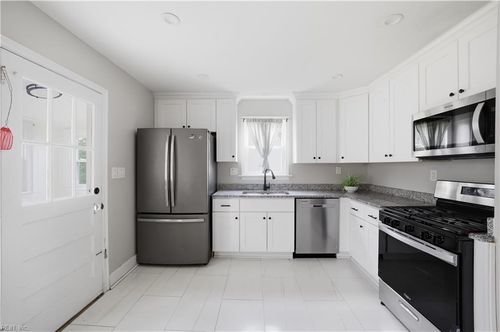 4873 Robin Hood Rd, Norfolk, VA, 23513-2749 | Card Image