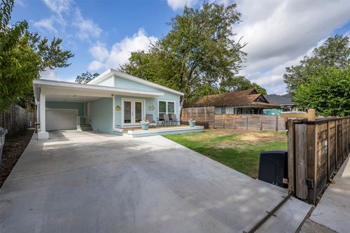 1031 Grandview Ave, Dallas, TX, 75223-1515 | Card Image