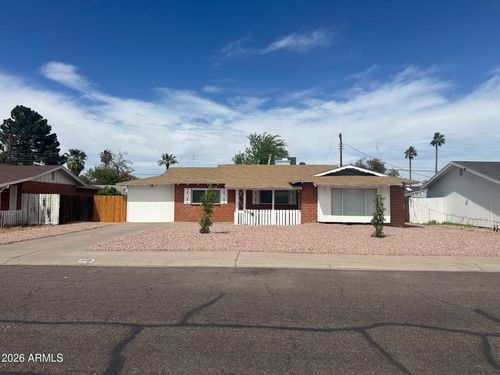 3606 W Stella Ln, Phoenix, AZ, 85019-1545 | Card Image