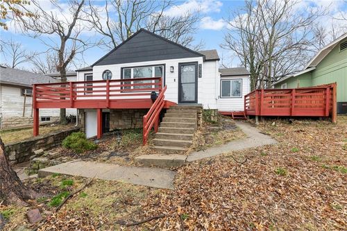 1213 N 29th St, Kansas City, KS, 66102-2436 | Card Image