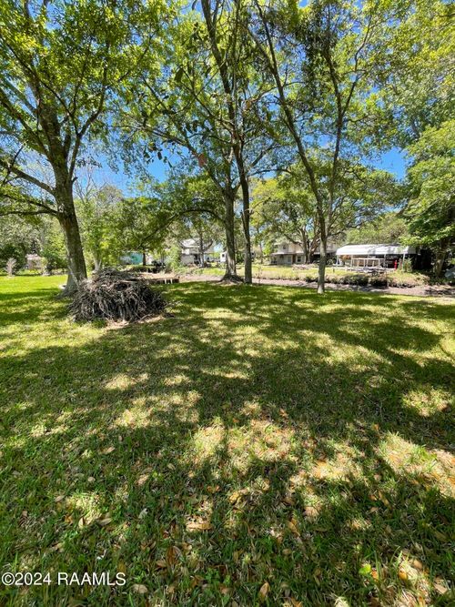 4903 Dolphin St, New Iberia, LA, 70560-0474 | Card Image