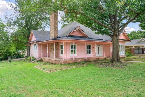 500 S Buffalo St, Canton, TX, 75103-1806 | Card Image