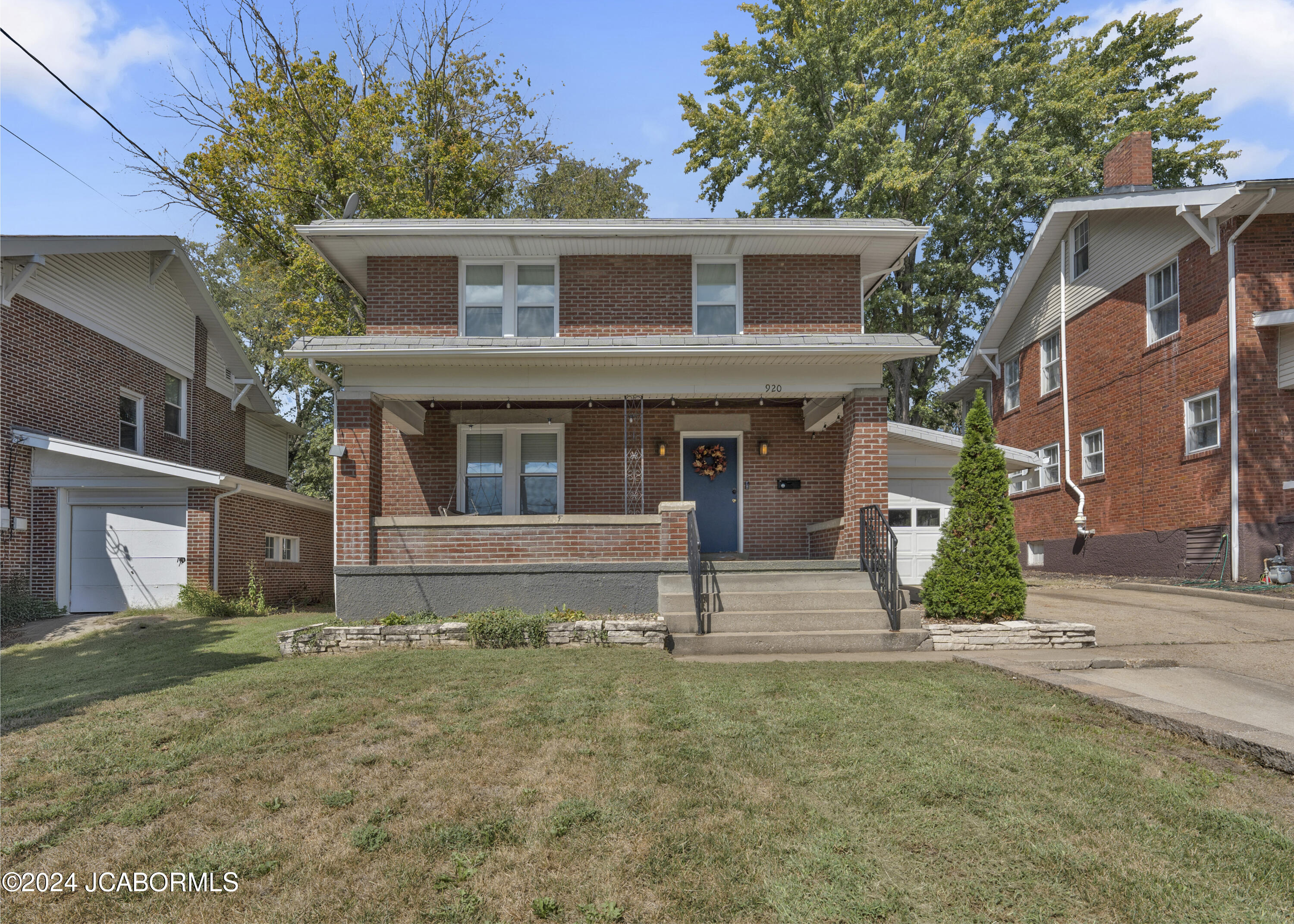 Moreau Dr, Jefferson City, MO 65101
