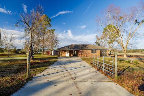 18 Eddye Ln, Ray City, GA, 31645-6901 | Card Image