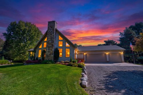 3799 Kirk Rd, Vassar, MI, 48768-9771 | Card Image