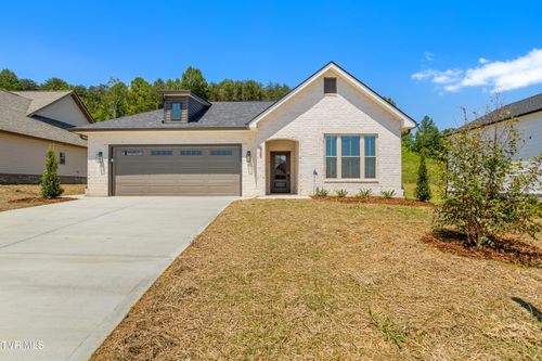 626 Cherry Marie Dr, Jonesborough, TN, 37659-2325 | Card Image