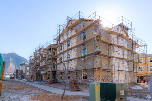 i303-4655 E 720 S, Spanish Fork, UT, 84660 | Card Image