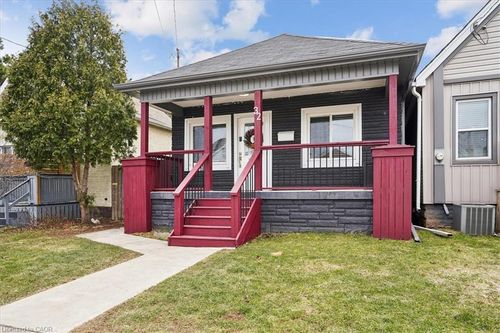 32 Allan Ave, Hamilton, ON, L8H2C9 | Card Image
