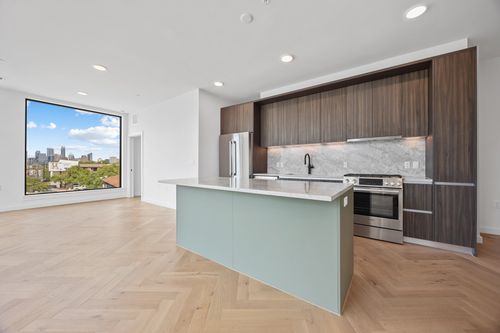 310-2209 S 1st Street, Austin, TX, 78704 | Card Image