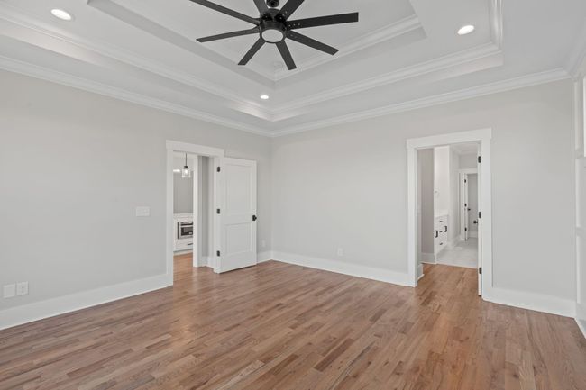Primary Bedroom | Image 31