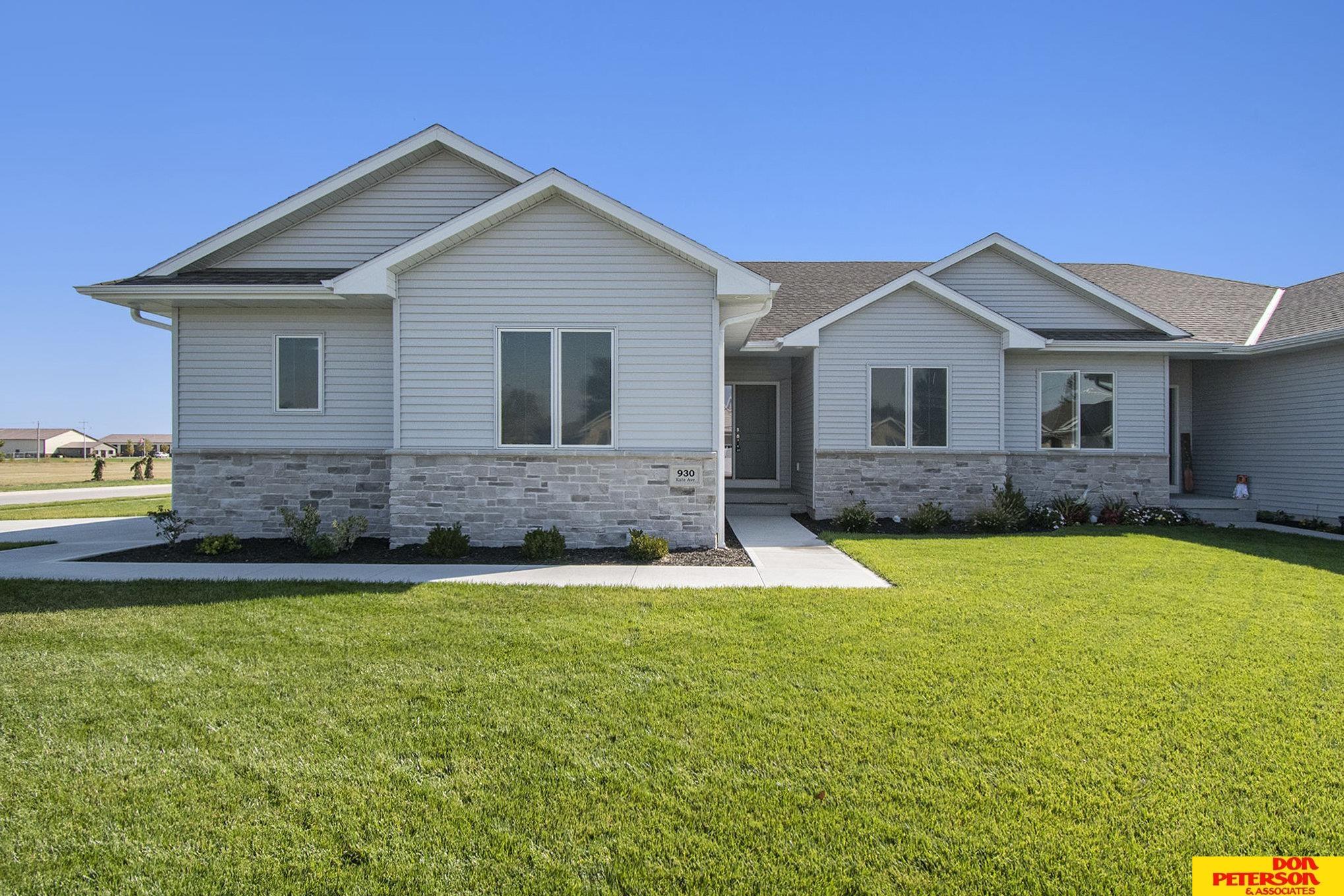 Kate Ave, Fremont, NE 68025