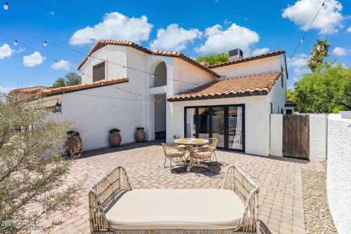 5556 E Sandra Ter, Scottsdale, AZ, 85254-1187 | Card Image