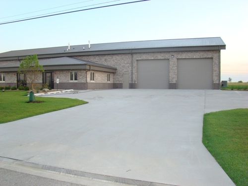 16726 W Cherry Creek Ct, Joliet, IL, 60433-8466 | Card Image