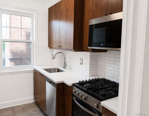 43-120 Cabrini Blvd, New York, NY, 10033-3429 | Card Image