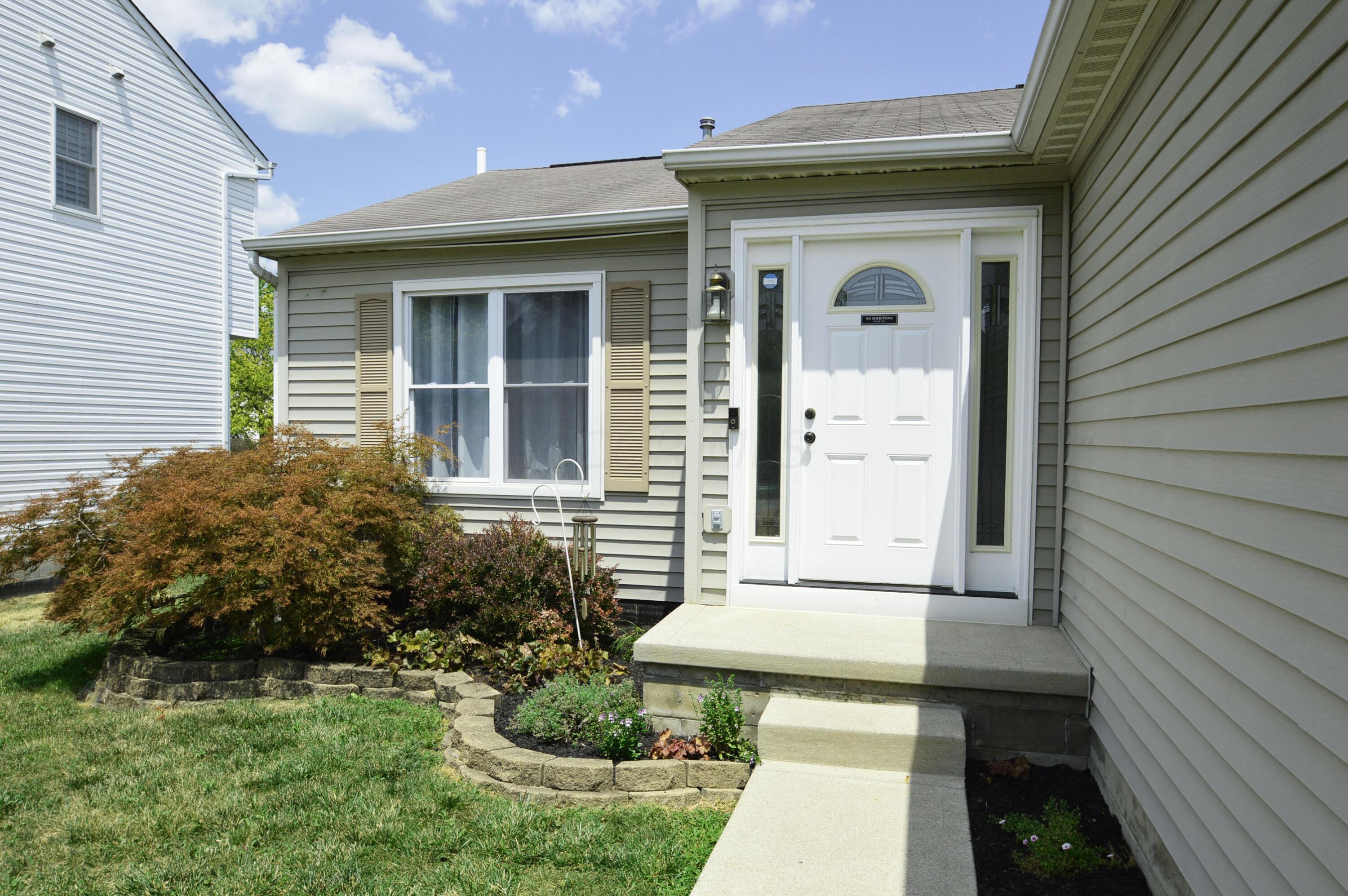 Larksdale Dr, Galloway, OH 43119