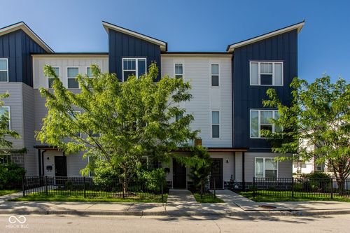 2949 Bolton Square Blvd, Indianapolis, IN, 46222-4756 | Card Image
