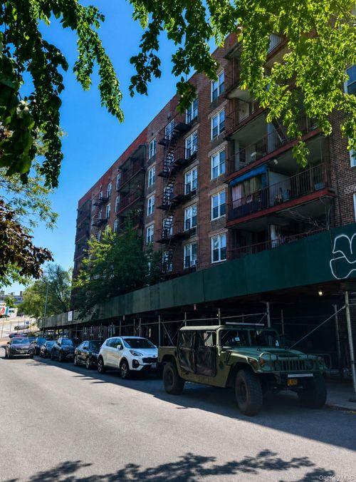 3p-8616 60th Avenue, New York, NY, 11373 | Card Image