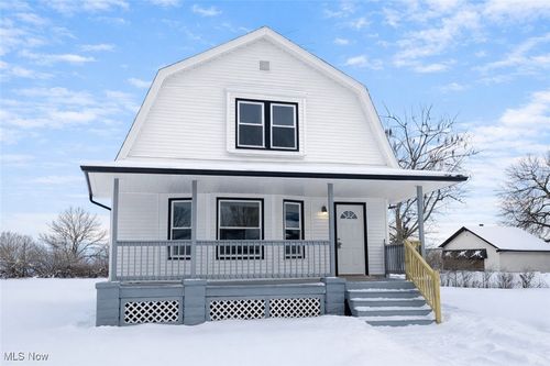 12706 Bartfield Ave, Cleveland, OH, 44108-1836 | Card Image