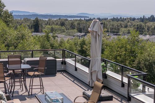 231-2218 Oak Meadows Drive, Surrey, BC, V3S0L8 | Card Image