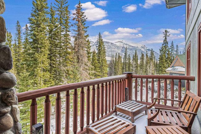 204 - 170 Crossbow Place, Home with 3 bedrooms, 2 bathrooms and 1 parking in Canmore AB | Image 2