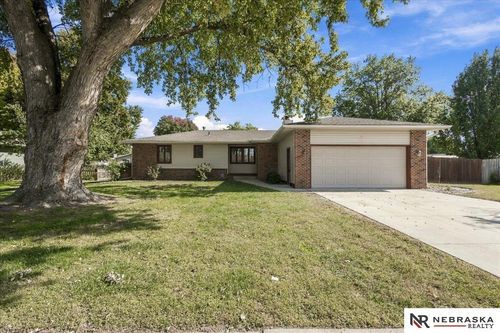3010 Snead Dr, Fremont, NE, 68025-2128 | Card Image