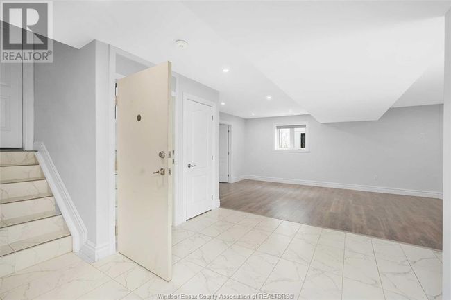 23 Noble Crt, House other with 5 bedrooms, 3 bathrooms and null parking in Amherstburg ON | Image 23