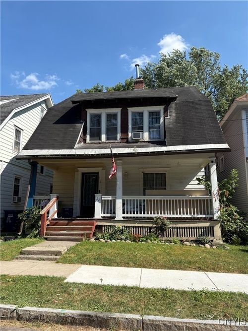 114 Dorothy St, Syracuse, NY, 13203-3042 | Card Image