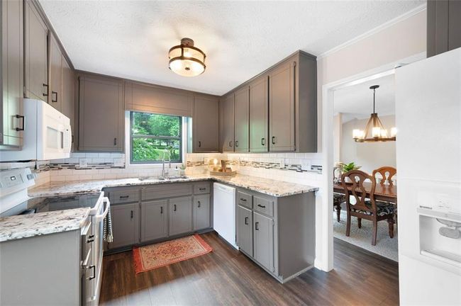 1140 Reading Dr Nw, House other with 4 bedrooms, 3 bathrooms and 2 parking in Acworth GA | Image 8
