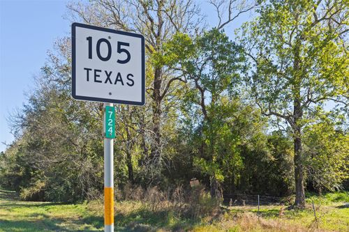 15255 Highway 105, Cleveland, TX, 77327 | Card Image